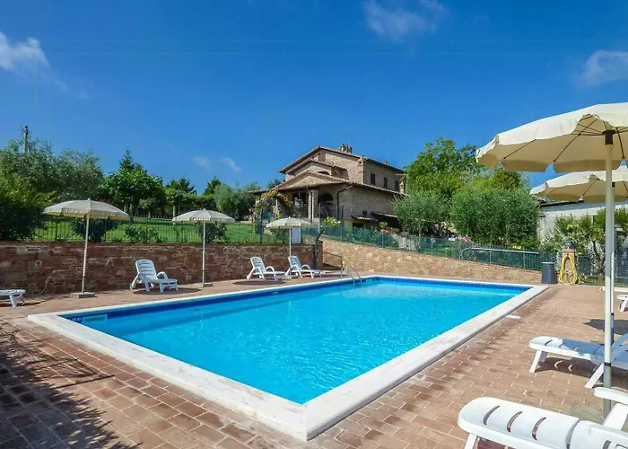 Rural With Views Of Trasimeno Castiglione del Lago