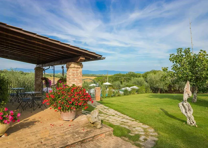 Rural With Views Of Trasimeno Castiglione del Lago